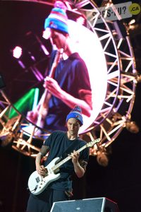 Red_Hot_Chili_Peppers_Quebec_FEQ_2016_12
