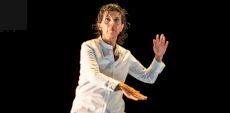 Dérives à l’Agora de la danse | Lucie Grégoire renoue avec la scène pour s’y abandonner