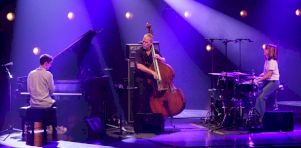 Festival de Jazz de Montréal 2023 | Avishai Cohen et son trio, l’art de savoir bien s’entourer
