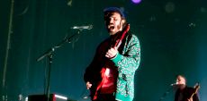 En images | James Vincent Mcmorrow au Théâtre Beanfield