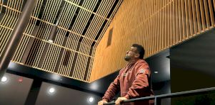 Entretien avec Alan Côté, directeur du Festival en chanson de Petite-Vallée | Le Théâtre de la Vieille Forge : Un lieu de culture, d’héritage et d’avenir