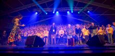 Entrevue avec Beau Dommage à Petite-Vallée | Un hommage intergénérationnel par 290 élèves en choeur à Petite-Vallée