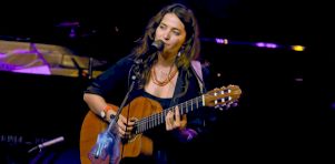 Festival International de Jazz de Montréal 2025 – Jour 9 | Gabi Hartmann au Gesù (en images)