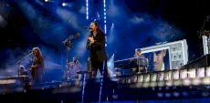 Festival d’été de Québec 2025 – Jour 8 | Hozier électrise les plaines, Lauren Spencer Smith émeut, Chance Peña charme