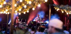 Festival d’été de Québec 2025 – Jour 2 | Les scènes gratuites du FEQ : un détour qui vaut le coup