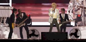 Festival d’Été de Québec 2025 – Jour 1 | Rod Stewart lance les festivités (avec Richard Marx et Glass Tiger)!