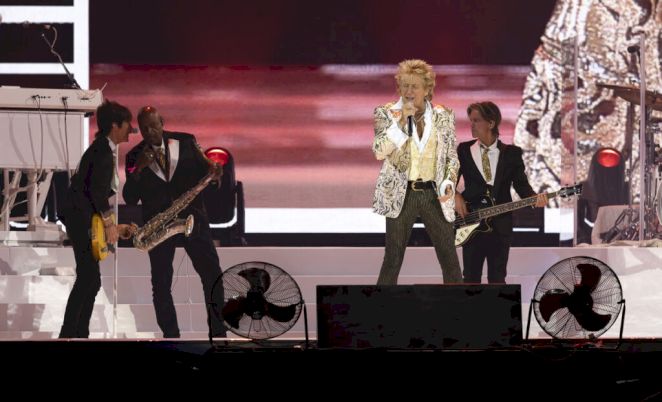 Rod Stewart
