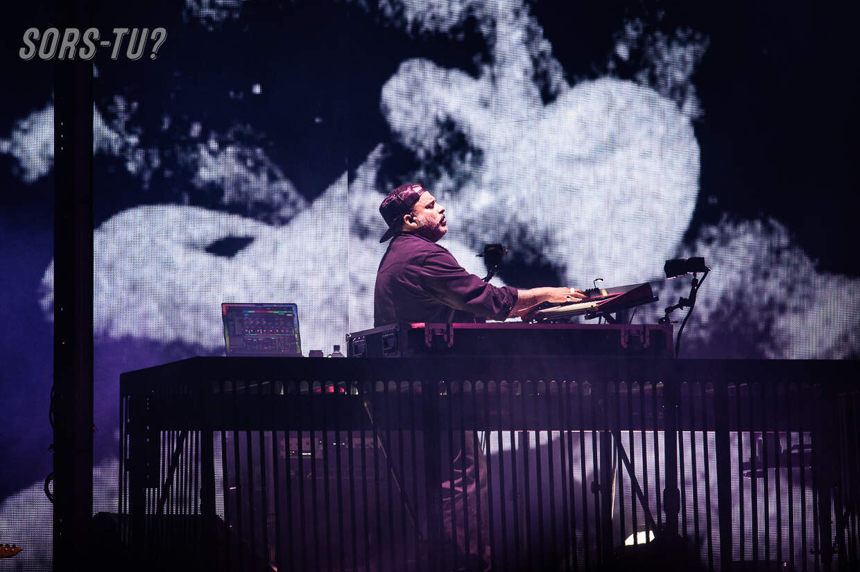 deftones centrebell 2025 11