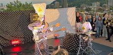 POP Montréal 2025 – Jour 3 | TEKE::TEKE, Holy Fuck et Angine de Poitrine offrent une soirée de contrastes et de décibels