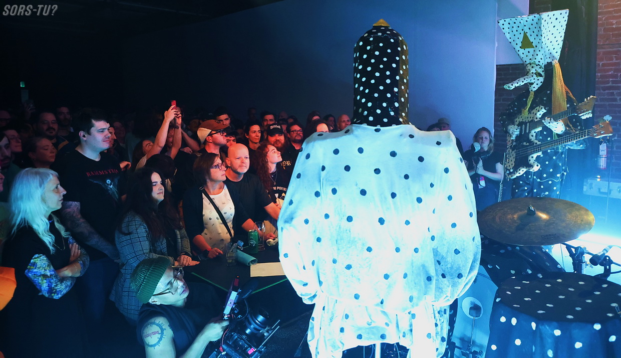 angine de poitrine ausgang plaza m pour montreal 2025 01