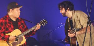 Coup de cœur francophone 2025 – Jour 8 | Au club Soda, Alex Burger et sa pléiade d’invités virent ça au party