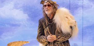 Their Master’s Voice | John Malkovich sur scène à Montréal en 2026