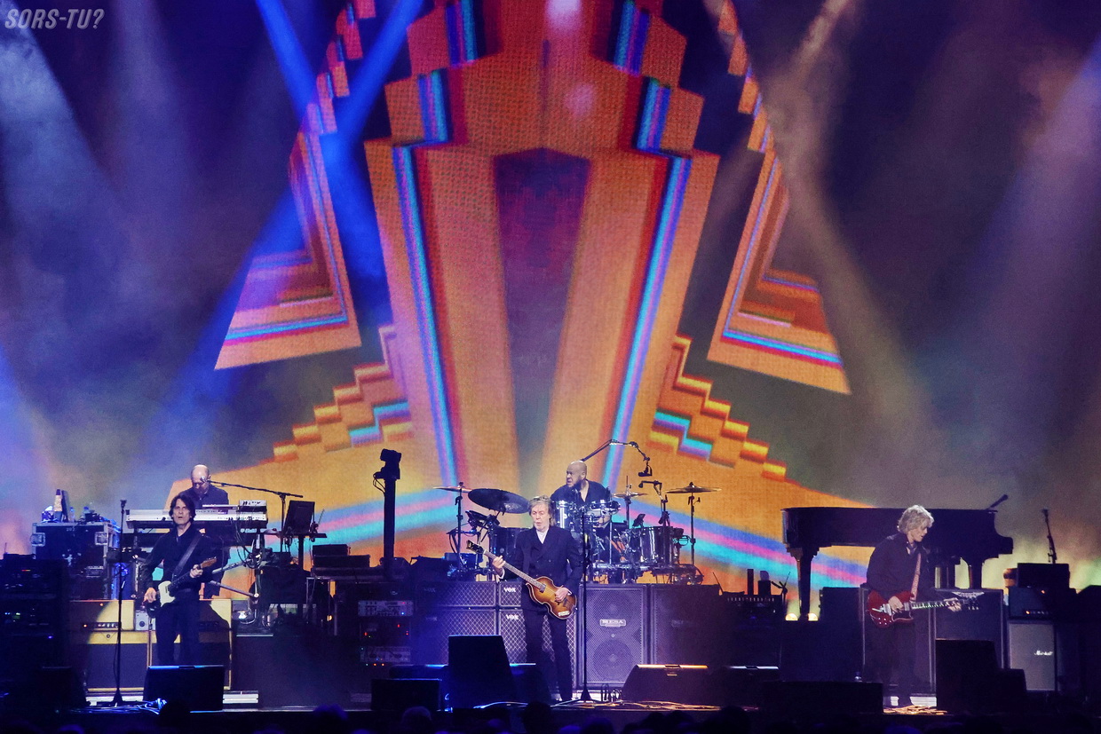 paul mccartney centre bell montreal 2025 06