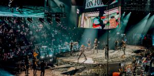 Burna Boy au Centre Bell | African Giant sur scène, mais freiné par la controverse