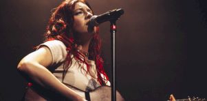 Montréal en Lumière | La tornade Cassidy frappe le MTelus pour une première fois !