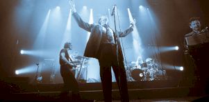 Feu! Chatterton au MTELUS | Mille vagues de grâce