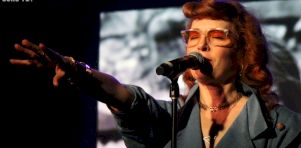 Melissa Auf der Maur à la SAT | Retour aux sources, en mots et en photos