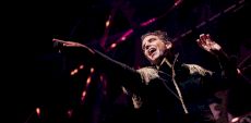 Mika à la Place Bell | Un retour flamboyant, entre nostalgie et grand spectacle
