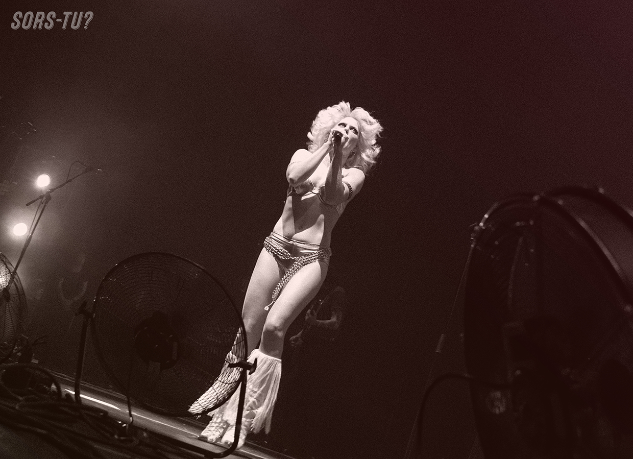amy and the sniffers montreal 2026 02