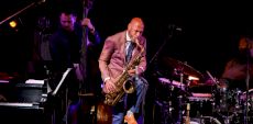 Festival International de Jazz de Montréal 2026 – Jour 5 | Le Joshua Redman Group illumine le Théâtre Maisonneuve