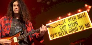 Kurt Vile and the Violators au Théâtre Beanfield | Nonchalant, mais loin d&rsquo;être paresseux