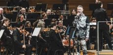 Francos de Montréal – Jour 7 | Pierre Lapointe célèbre les 20 ans de «La Forêt des mal-aimés» et son nouvel album à la Maison Symphonique