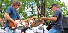 Fred Fortin au show de Ruelle | Le Fred qu’on aime, entre entre folk et gros rock qui tâche