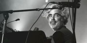 Festival International de Jazz de Montréal 2026 – Jour 9 | L&rsquo;intemporel Patrick Watson brille à la maison