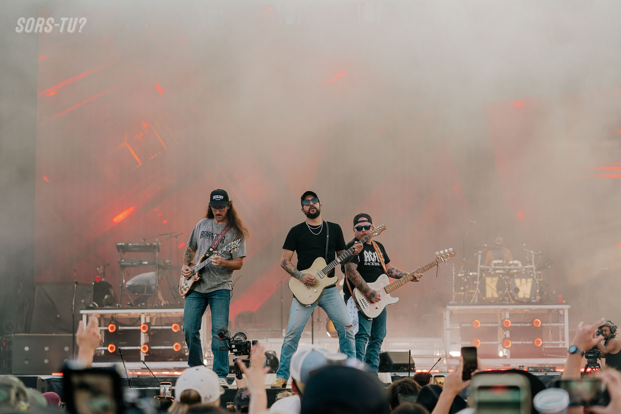 koe wetzel lasso montreal 2026 03