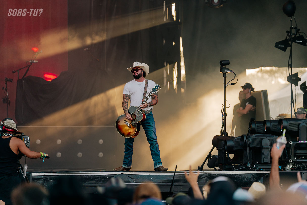 koe wetzel lasso montreal 2026 06
