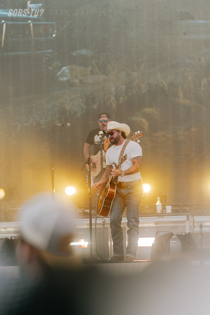koe wetzel lasso montreal 2026 07