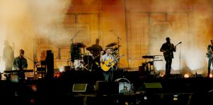 Lasso 2026 – Jour 2 | Chapeaux et banjo pour la tête d&rsquo;affiche Mumford and Sons