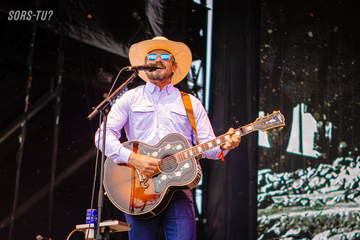 turnpike troubadours lasso montreal 2026 08