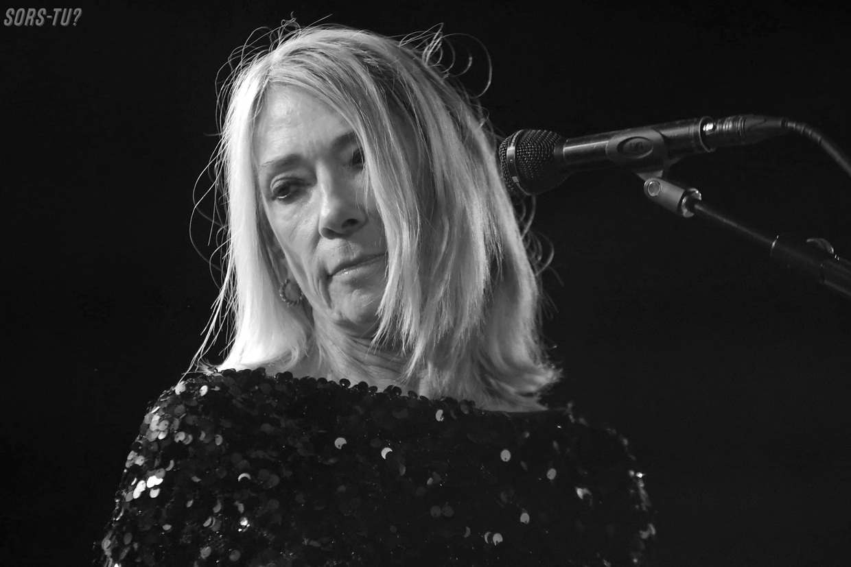 kim gordon bw montreal beanfield 2026 05