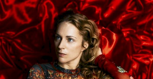 Agnes Obel