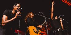 Pop Montréal 2026 – Jour 5 | En images : Infinity Song au Théâtre Rialto