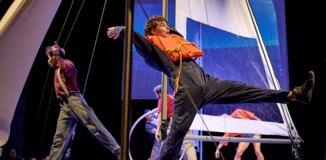 FLO - Cirque Immersif