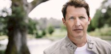 James Blunt à Laval et Québec en juin 2025 pour les 20 ans de Back to Bedlam