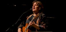 Madeleine Peyroux au Grand Théâtre de Québec | Une tension entre gravité du monde et délicatesse musicale