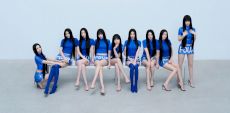 La formation k-pop TWICE à Montréal en mars 2026