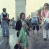 Une parade musicale près de la Place d'Youville.