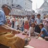 Fabrication de raquette à Place Royale en 1974.