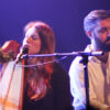 Conor O'Brien de <a href='/artiste/villagers/' >Villagers</a> et la harpiste Mali Llywelyn